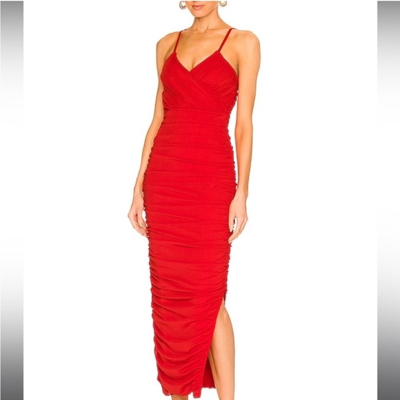 NWT Elliatt Pippa Ruched Slit Midi dress in red